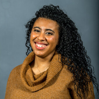 Abri Gonzalez Headshot